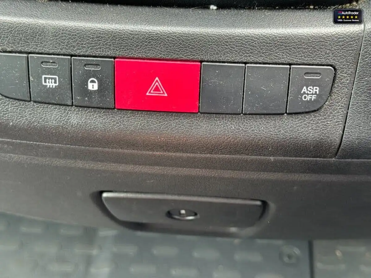 2022-citroen-relay-22bluehdi-35-l3h2-enterprise-panel-big-28