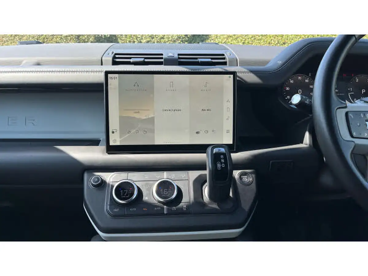 2023-land-rover-90-defender-30-d250-x-dynamic-hse-big-13