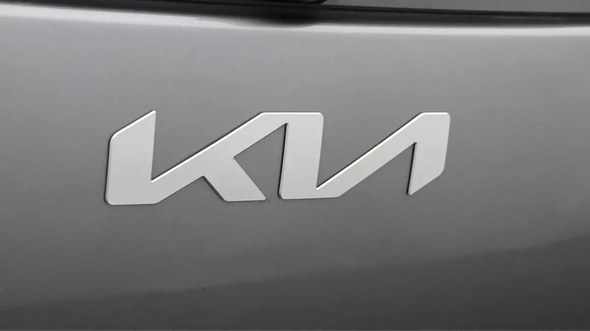 2022-kia-niro-ev-e-2-big-32