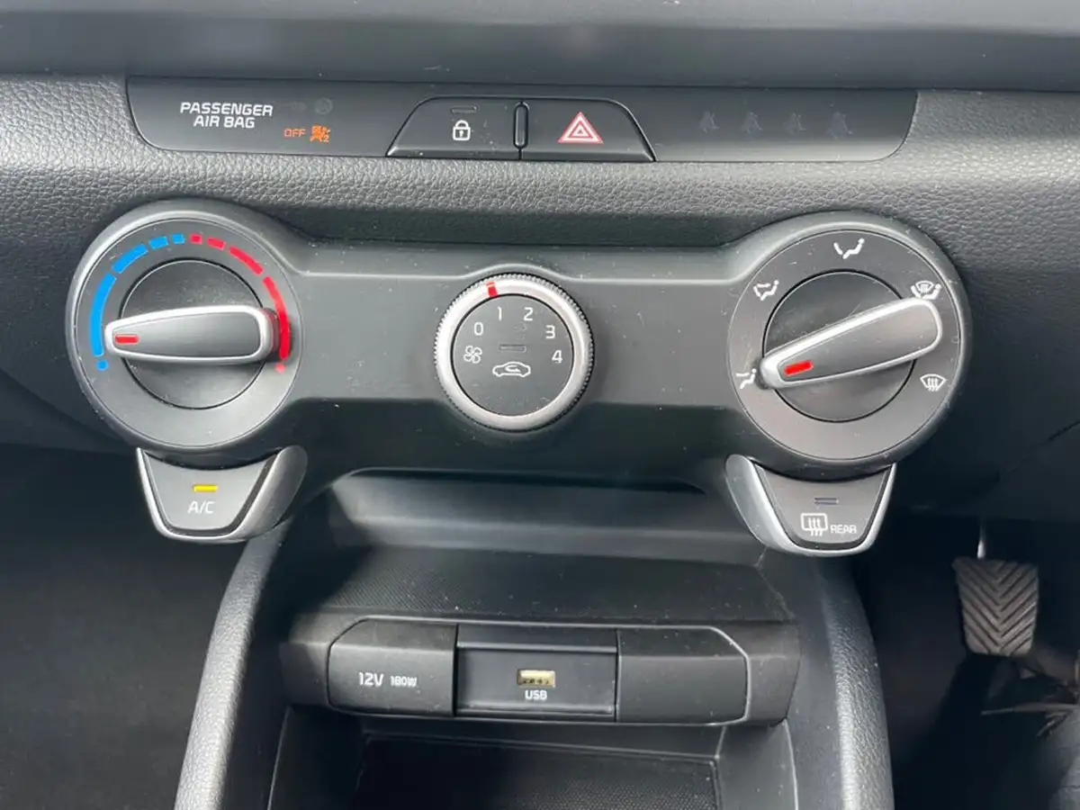 2021-kia-rio-12-dpi-1-big-28