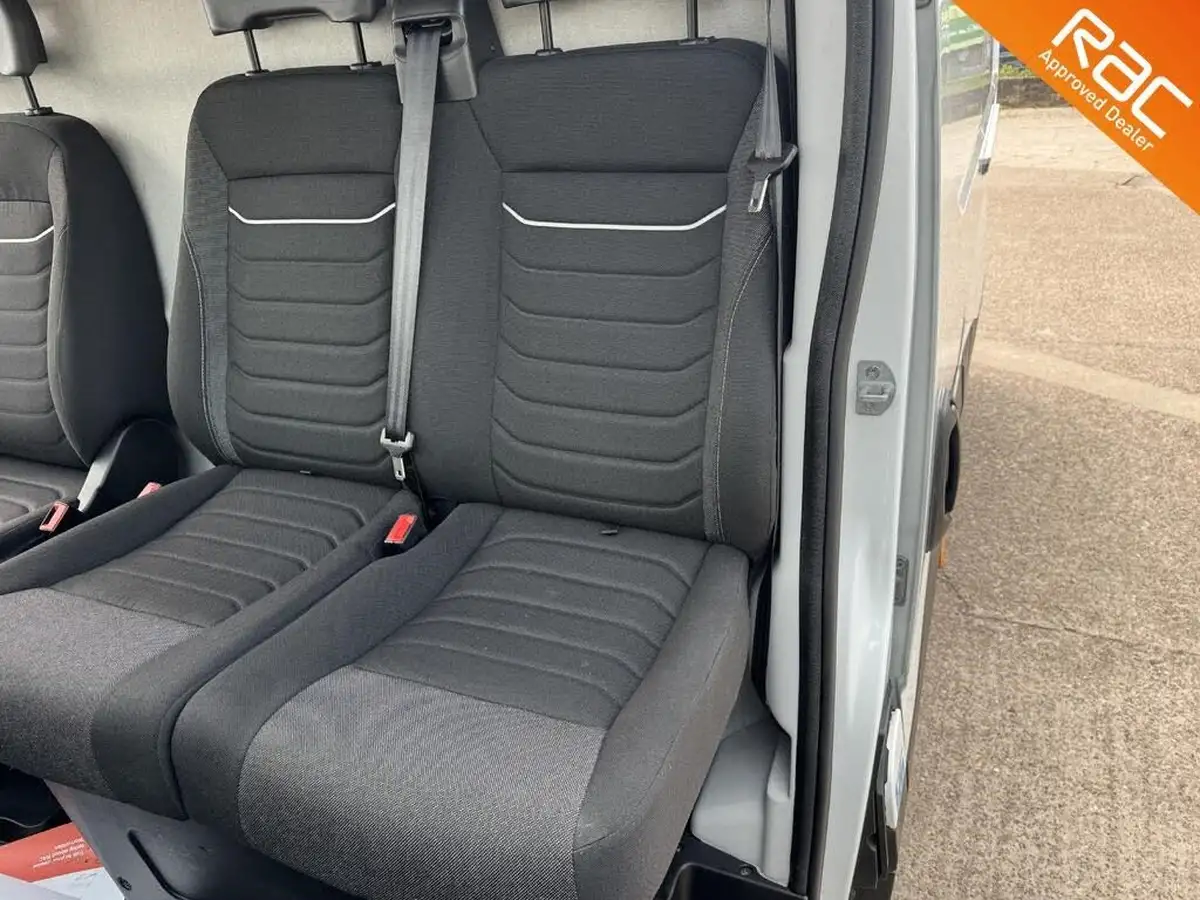 2023-iveco-daily-s-class-23td-35s14v-business-3520mm-h2-136pseu6dt-big-19