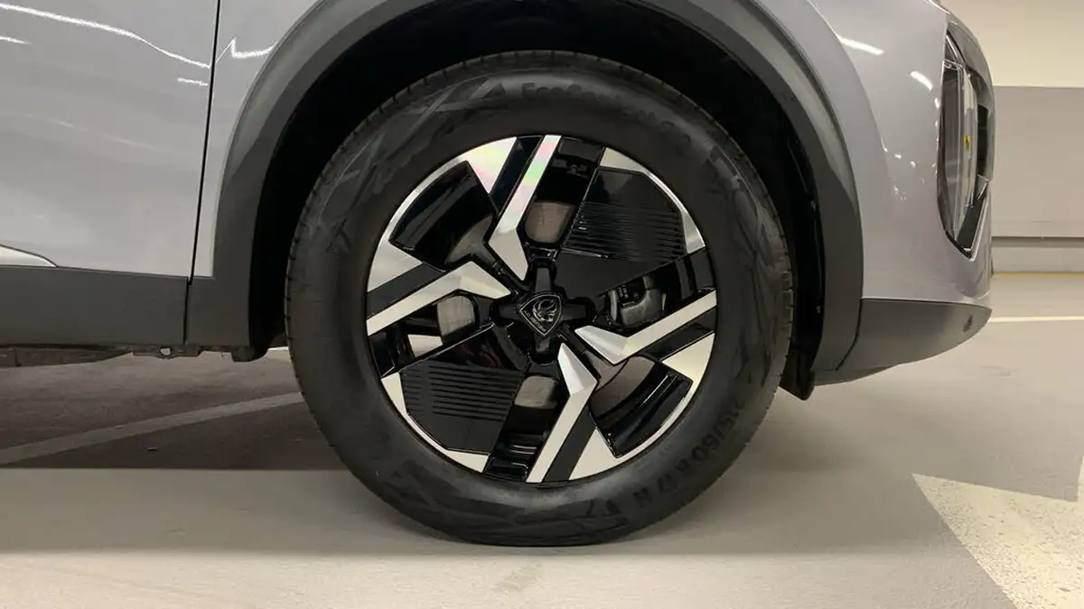 2024-peugeot-2008-suv-e-allure-136ps-50kwh-big-16