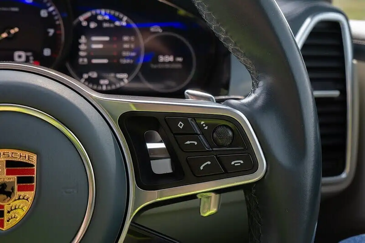 2019-porsche-cayenne-30-v6-e-hybrid-e-hybrid-coupe-big-37