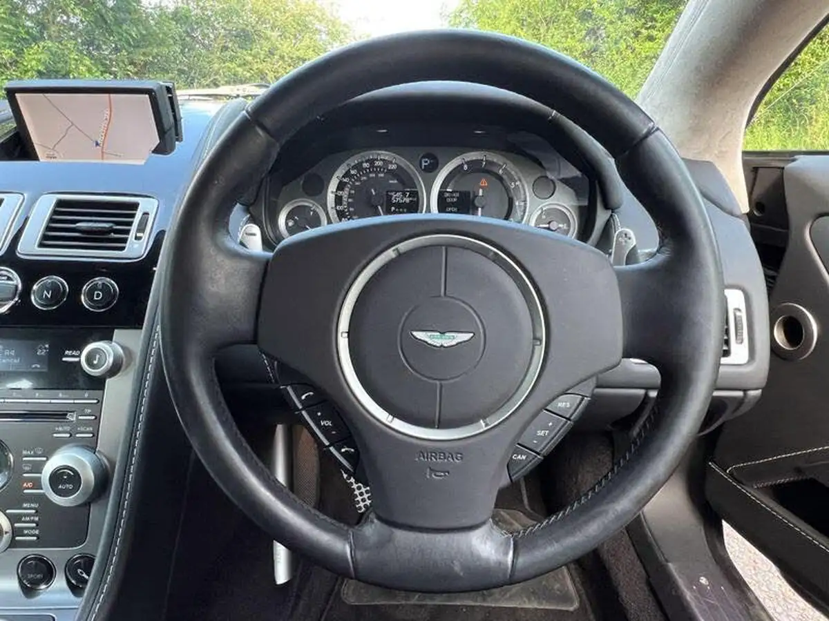 2011-aston-martin-rapide-s-v12-60-big-6