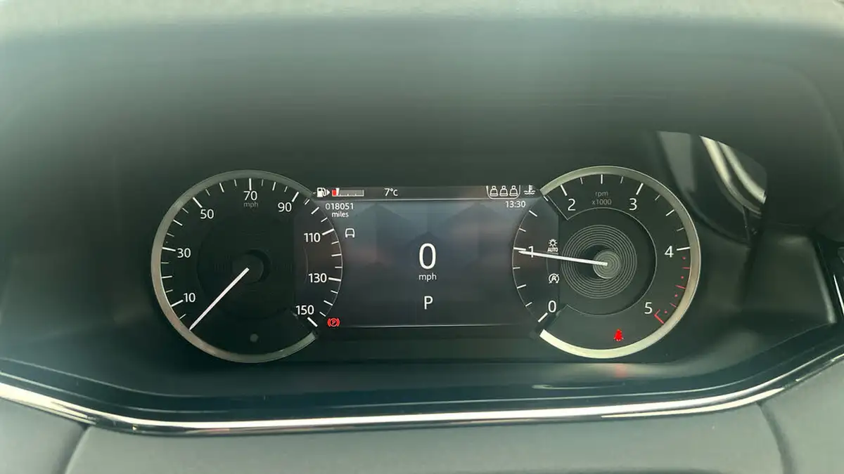 2022-land-rover-range-rover-evoque-20-d200-r-dynamic-se-big-15