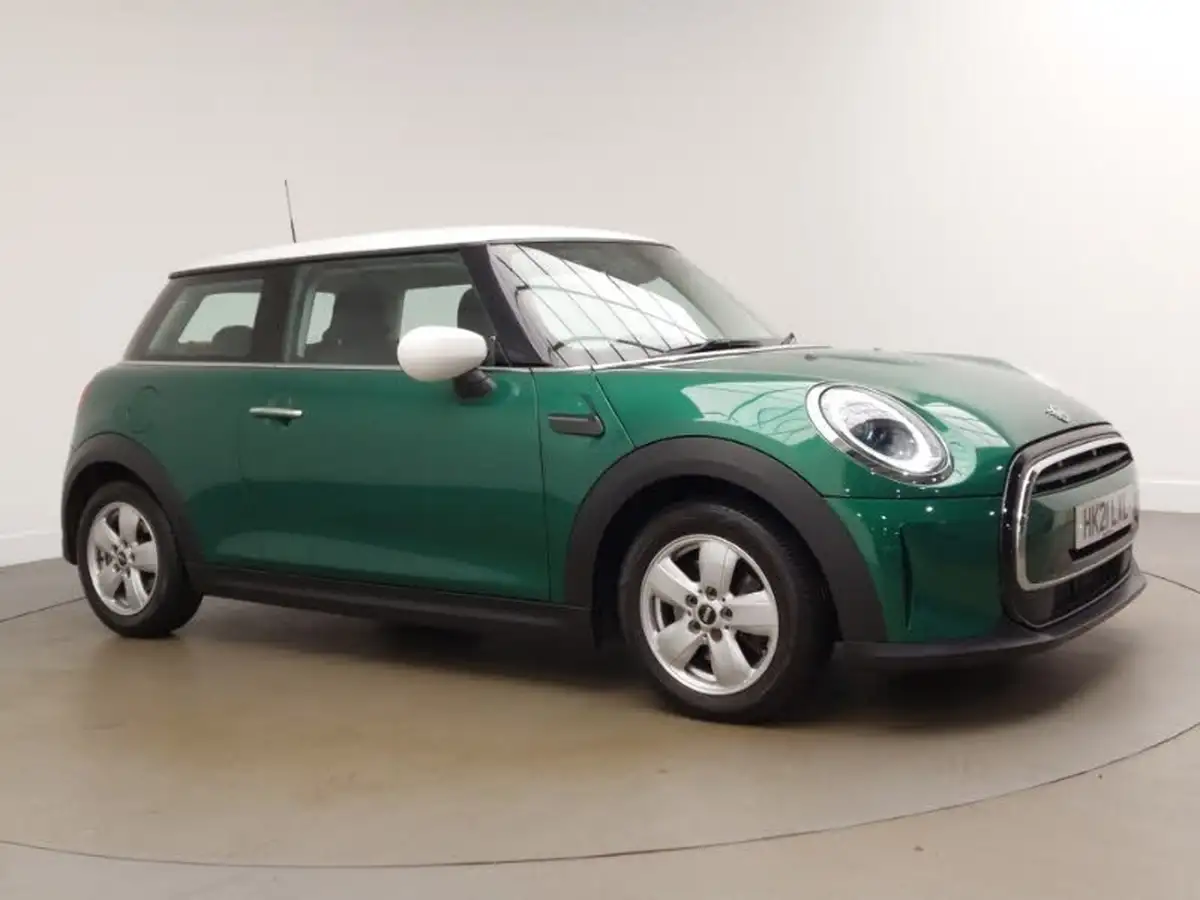 2021-mini-cooper-15-cooper-classic-hatchback-3d-big-12