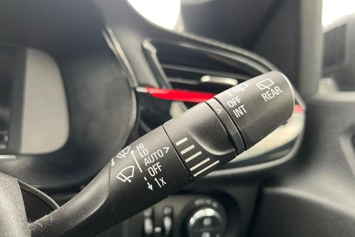 2020-vauxhall-corsa-12-turbo-sri-nav-premium-big-14