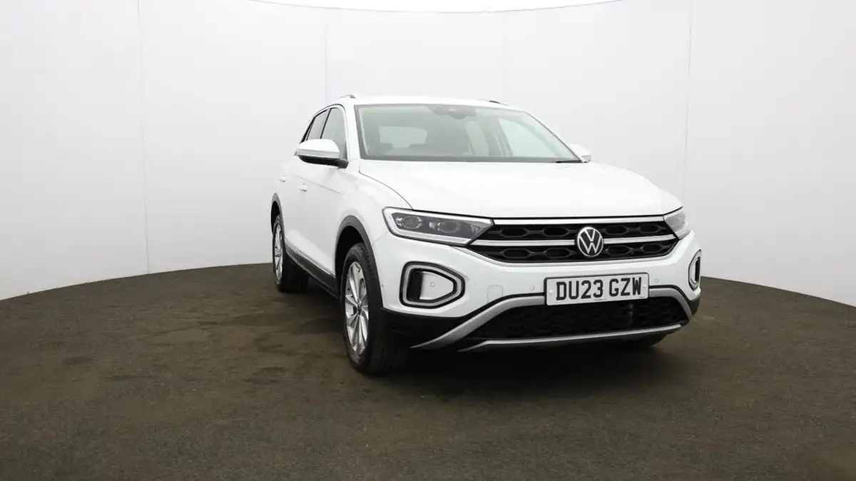 2023-volkswagen-t-roc-15-tsi-style-hatchback-5d-big-45