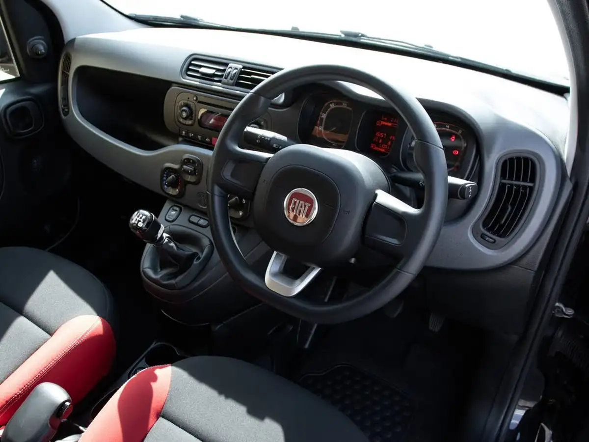 2017-fiat-panda-big-3
