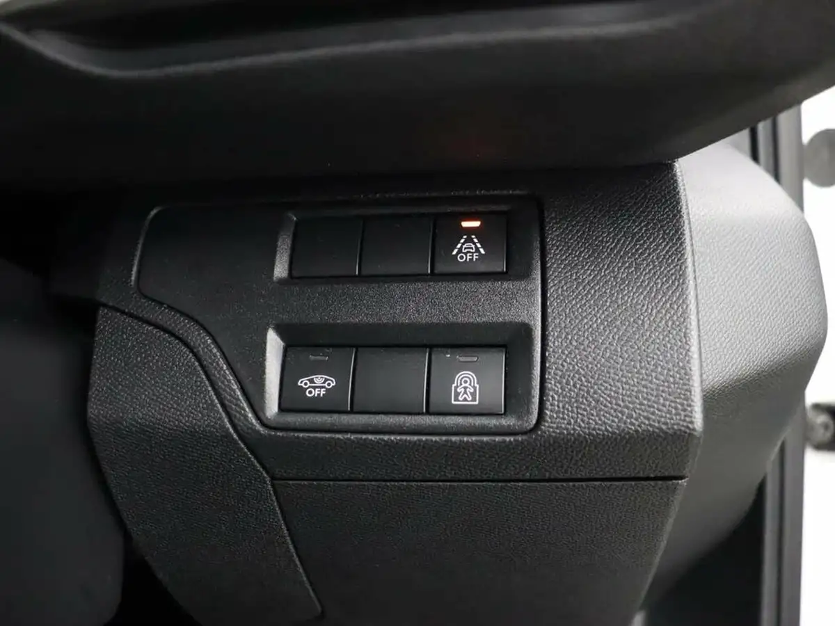 2021-peugeot-3008-suv-15-bluehdi-gt-big-43