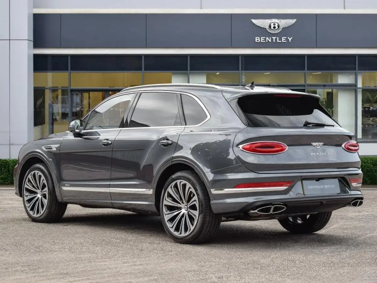 2025-bentley-bentayga-big-2
