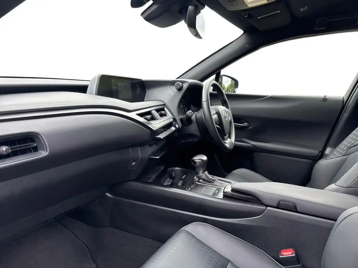 2021-lexus-ux-250h-20-ux-184bhp-without-navigation-big-14