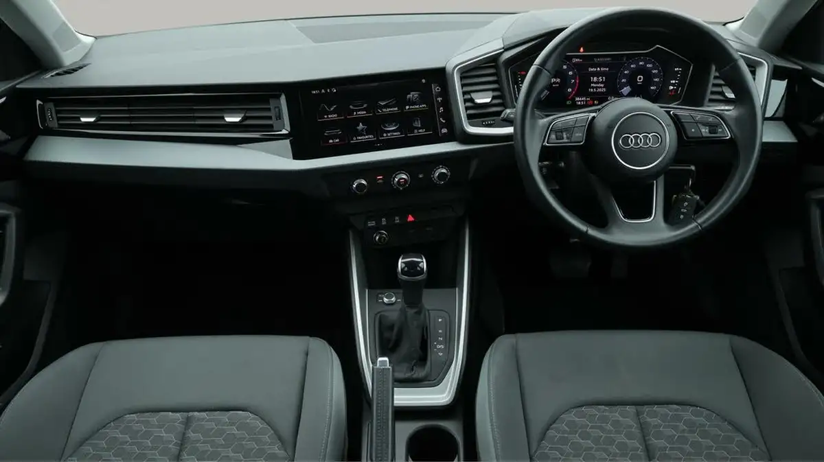 2023-audi-a1-10-30-tfsi-sport-s-tronic-big-13