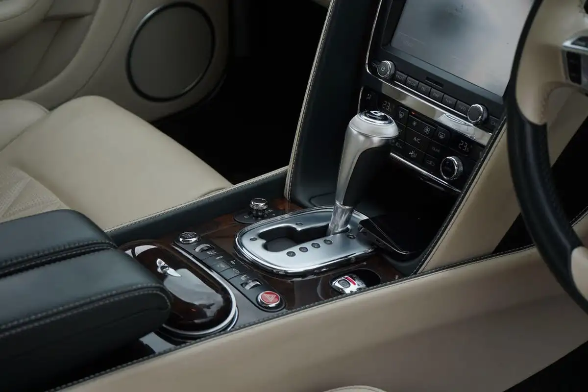 2013-bentley-continental-big-21
