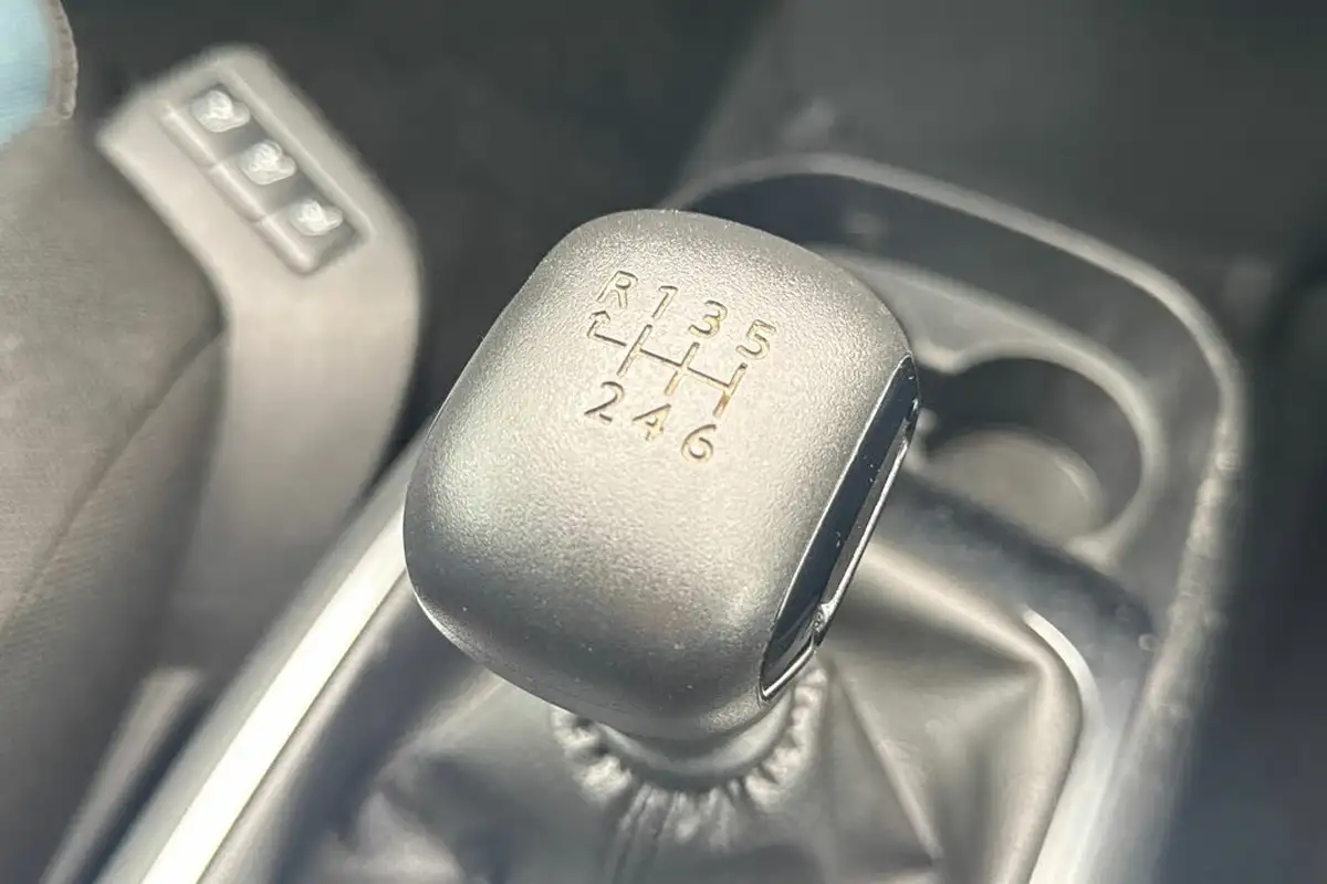 2019-citroen-grand-c4-spacetourer-12-puretech-feel-big-28