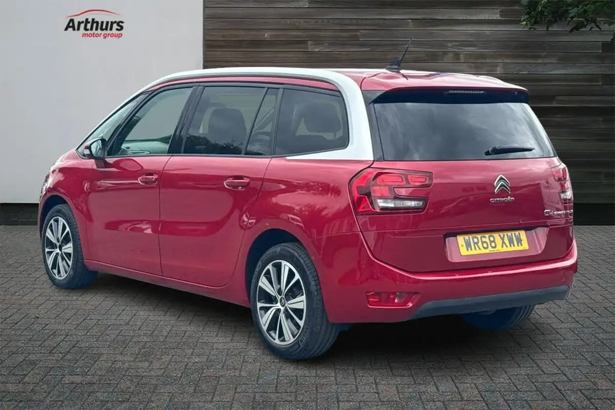 2019-citroen-grand-c4-spacetourer-12-puretech-feel-big-4