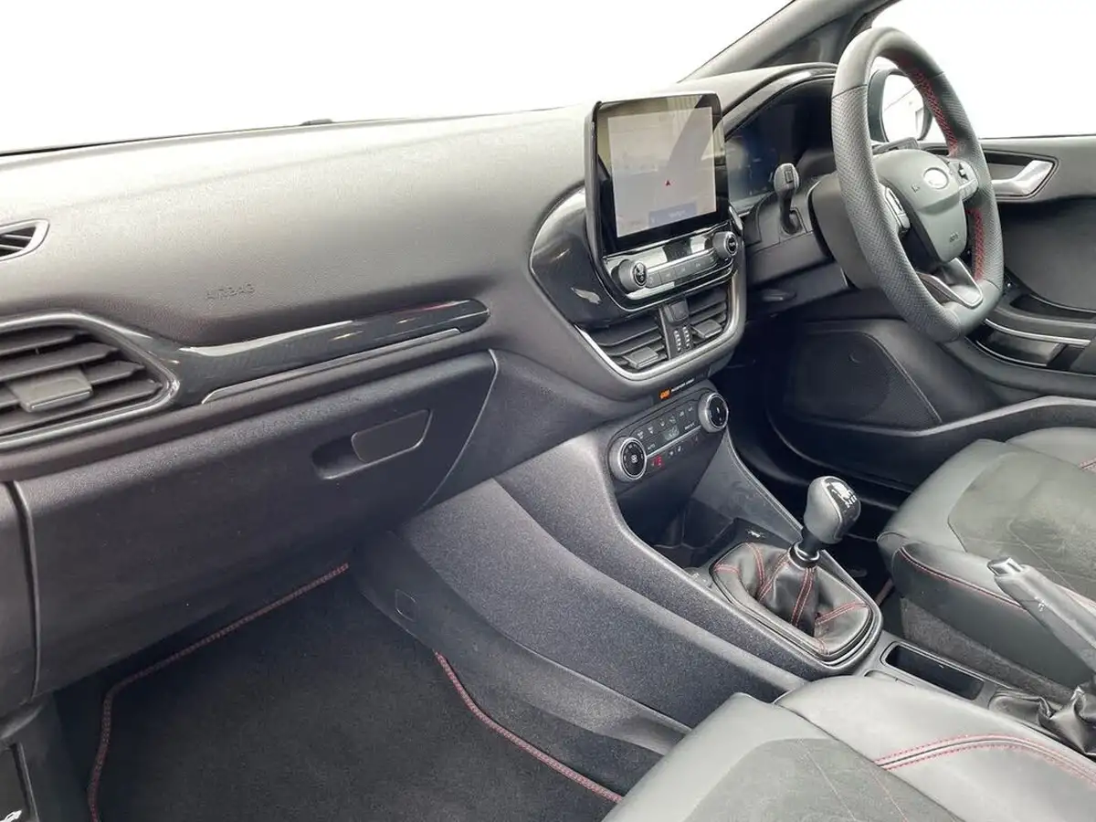 2023-ford-fiesta-10t-st-line-125ps-hybrid-mhev-big-6