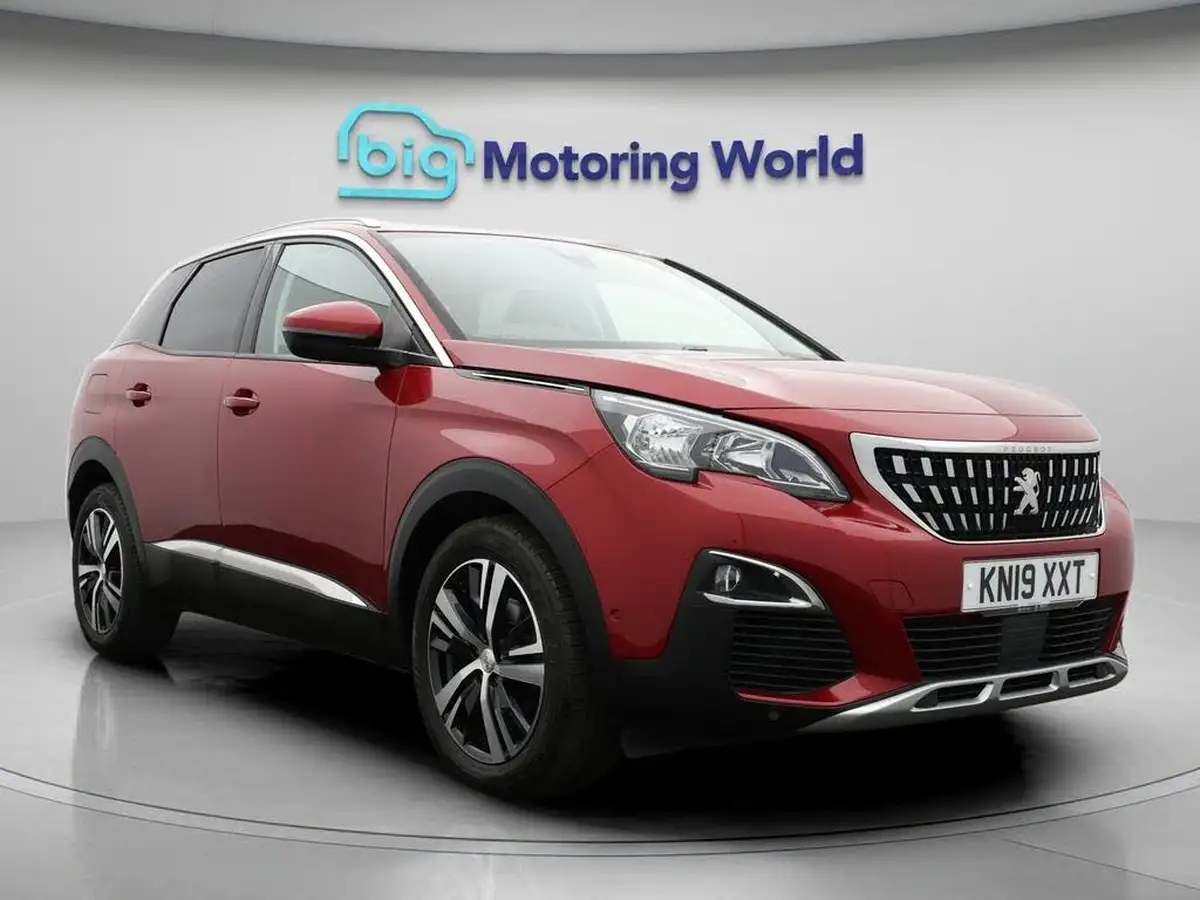 2019-peugeot-3008-suv-12-puretech-allure-big-0