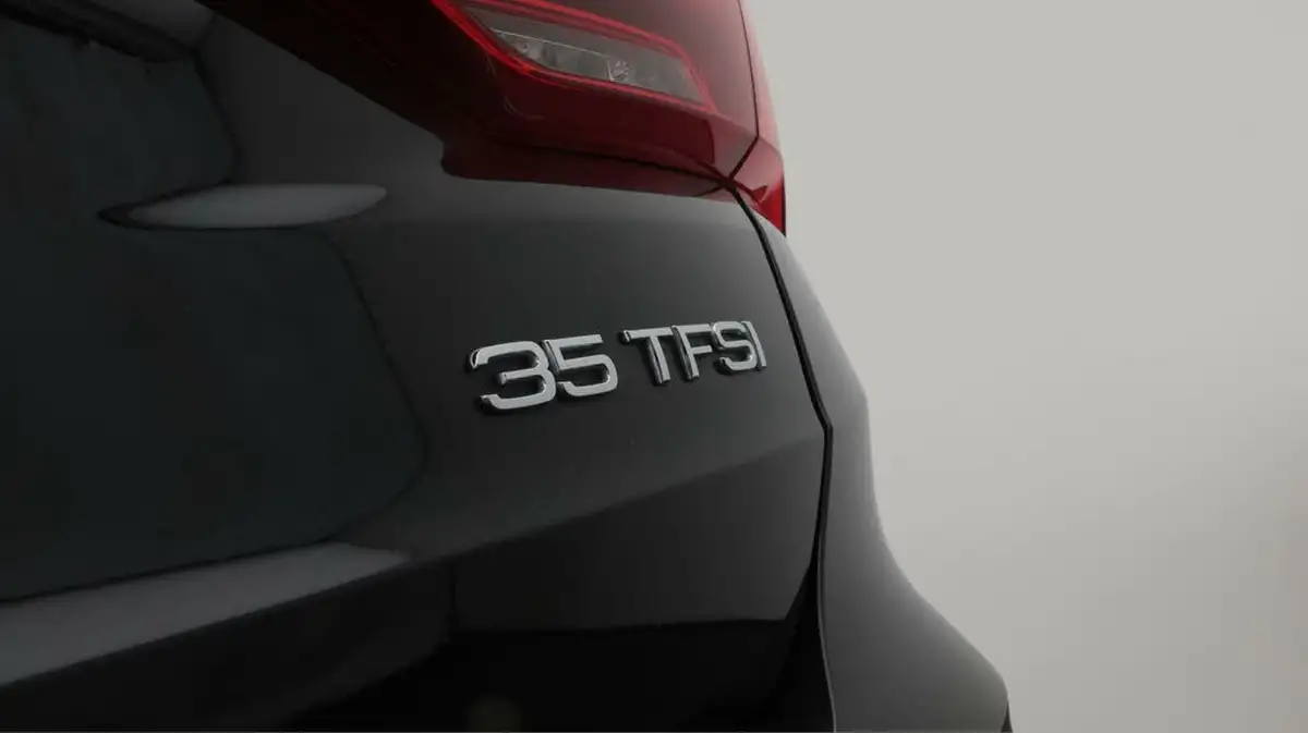 2022-audi-q3-15-35-tfsi-black-edition-codcomfort-sound-pack-sportback-big-22