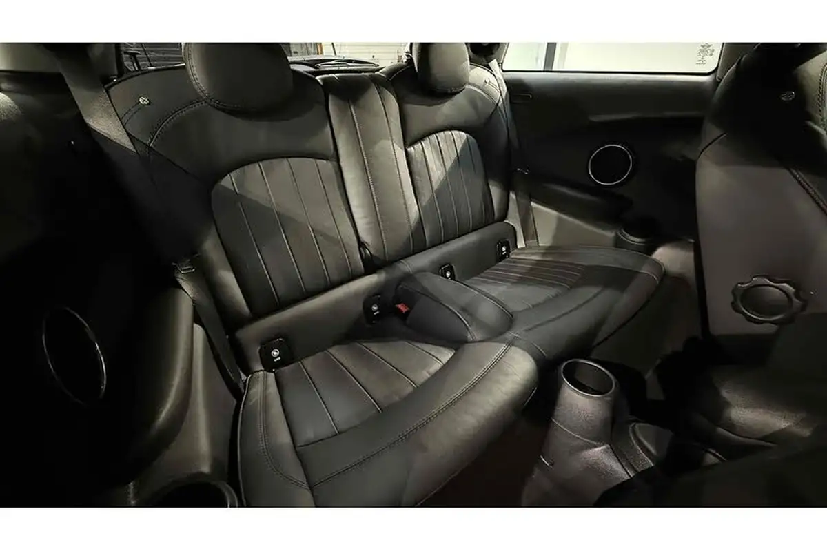 2020-mini-cooper-15-cooper-exclusive-hatchback-3d-auto-big-19