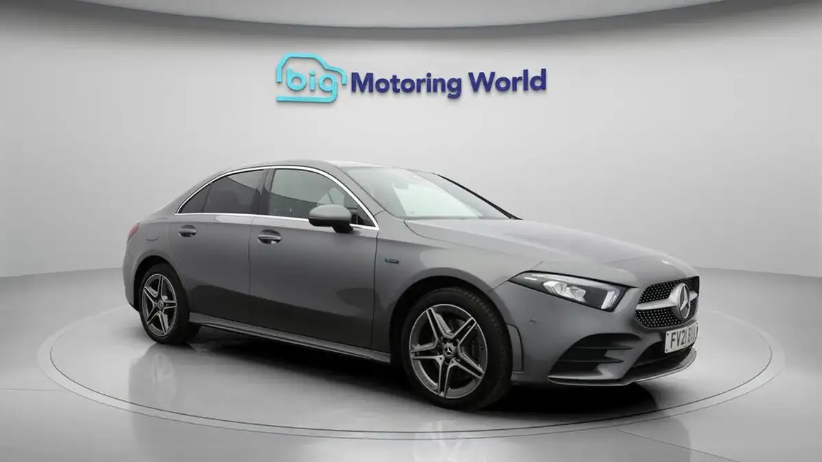 2021-mercedes-benz-a-class-13-a250e-amg-line-executive-saloon-4d-big-1