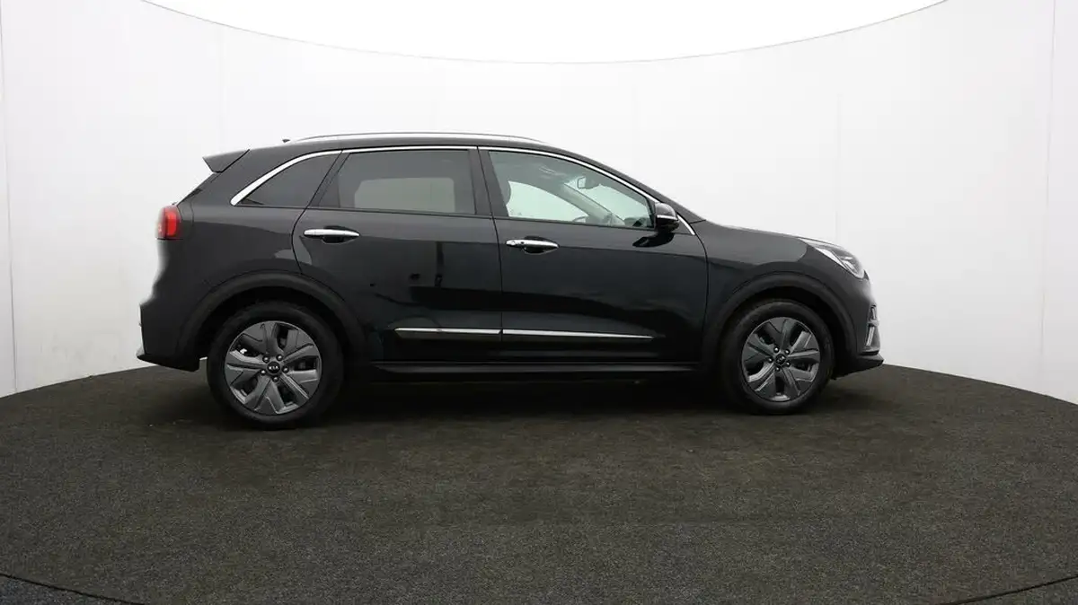 2021-kia-e-niro-ev-4-big-35