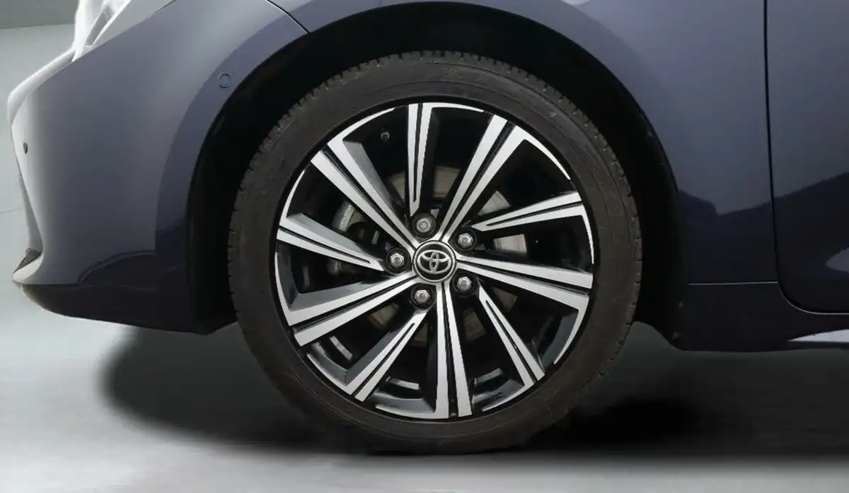 2022-toyota-corolla-20-vvt-i-design-181bhp-spare-wheel-hatchback-big-18