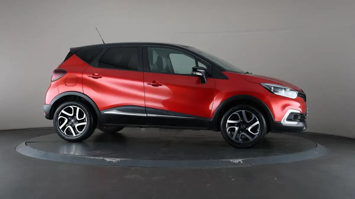 2019-renault-captur-09-tce-iconic-big-49