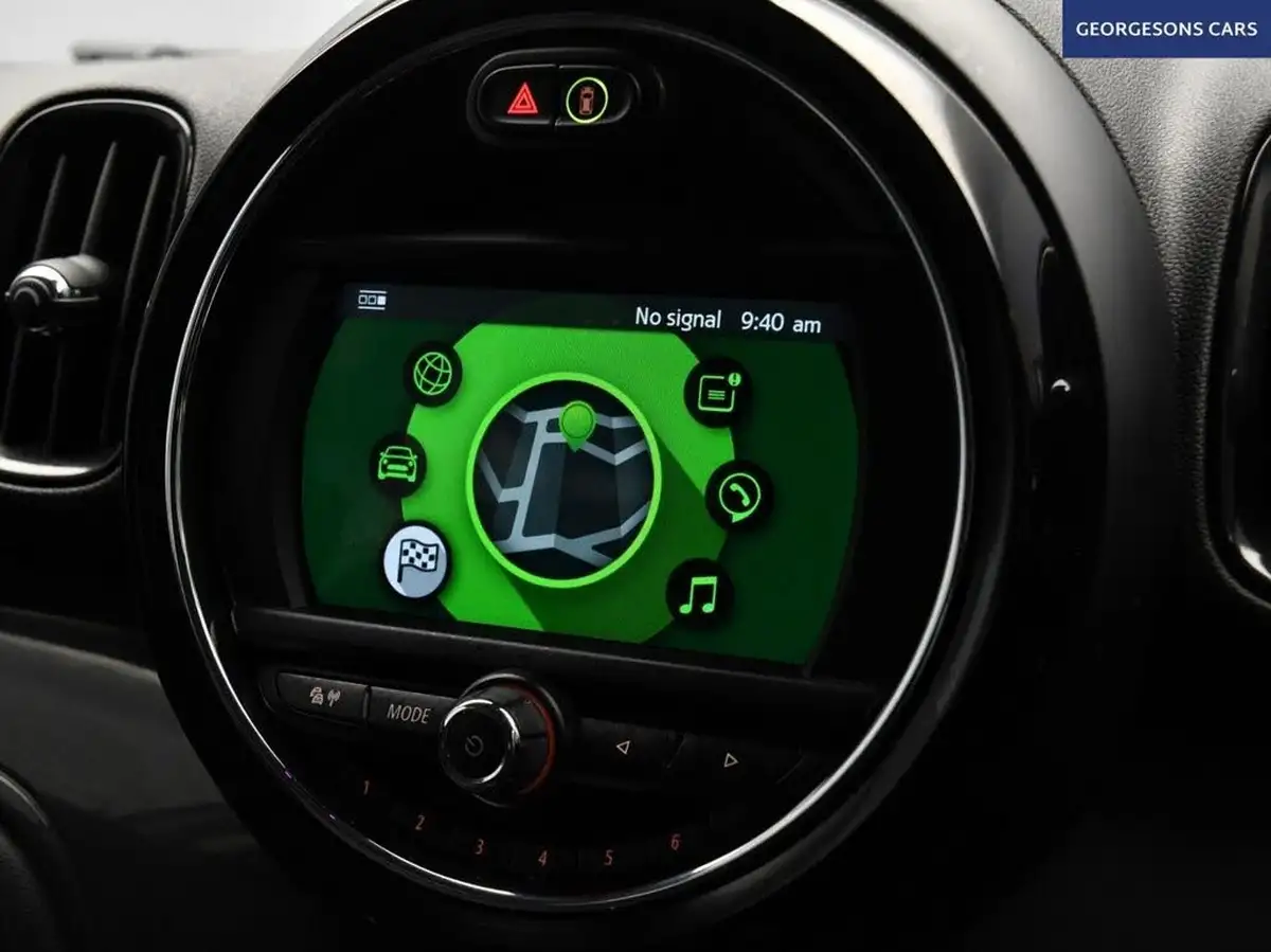2019-mini-countryman-15-cooper-classic-big-24
