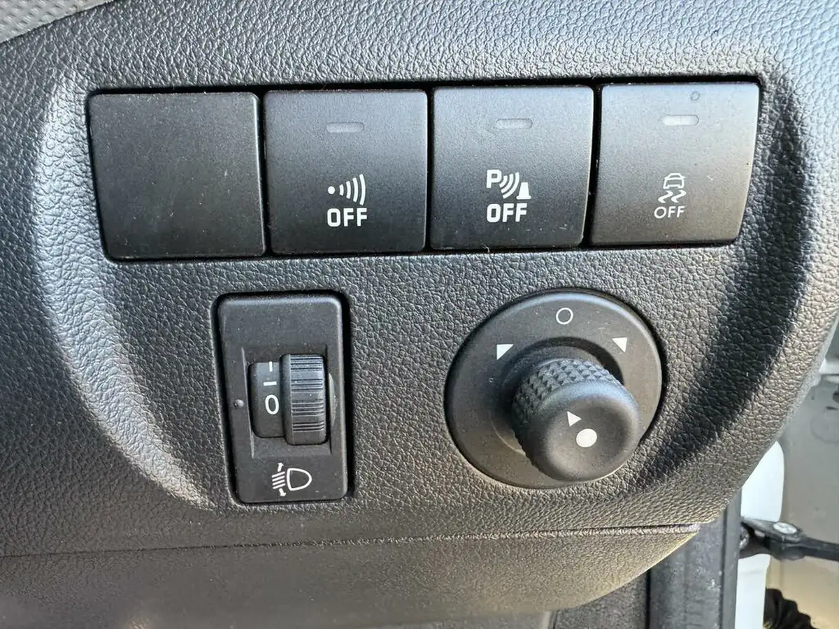 2018-citroen-berlingo-16td-l1-850-enterprise-special-edition-panel-big-9