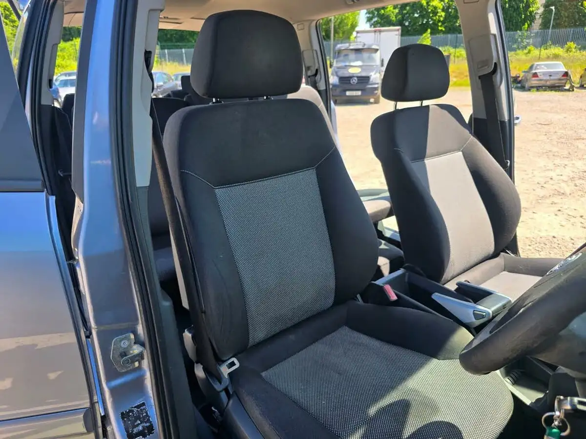 2010-vauxhall-zafira-16-exclusiv-115ps-big-19