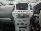 2010-vauxhall-zafira-16-exclusiv-115ps-small-30