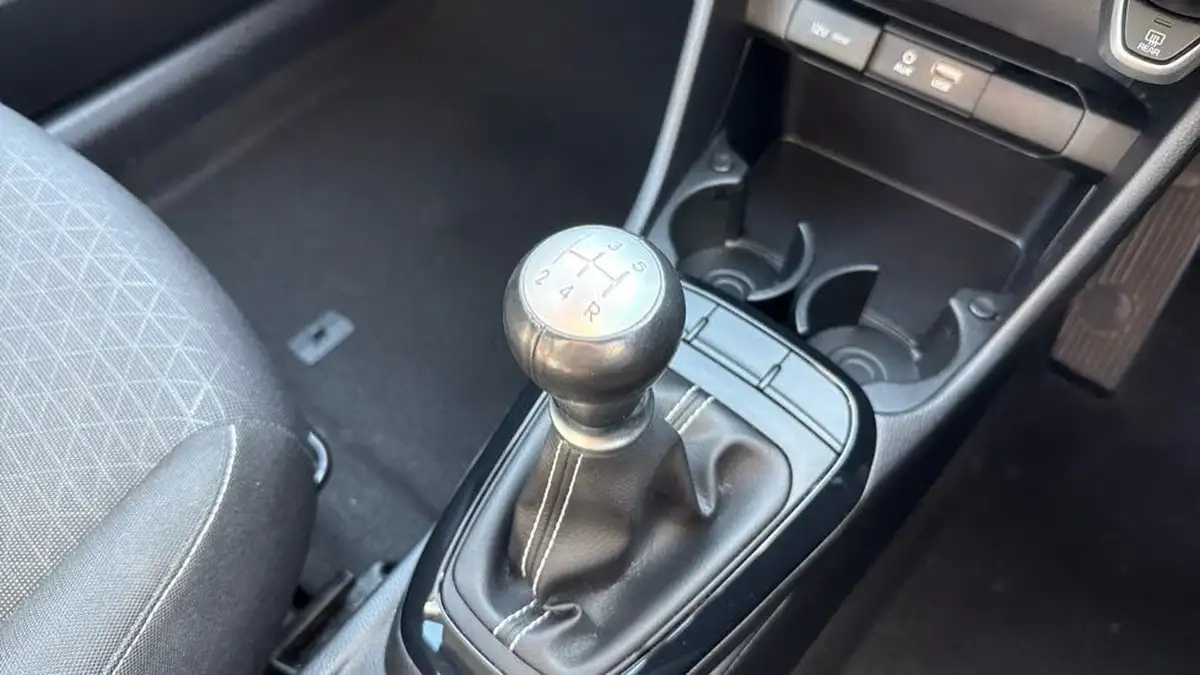 2017-kia-picanto-125-3-big-40