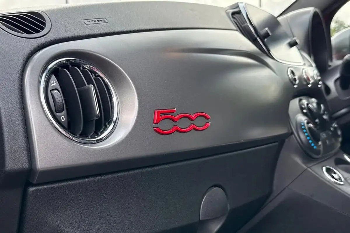 2017-fiat-500-12-s-big-33