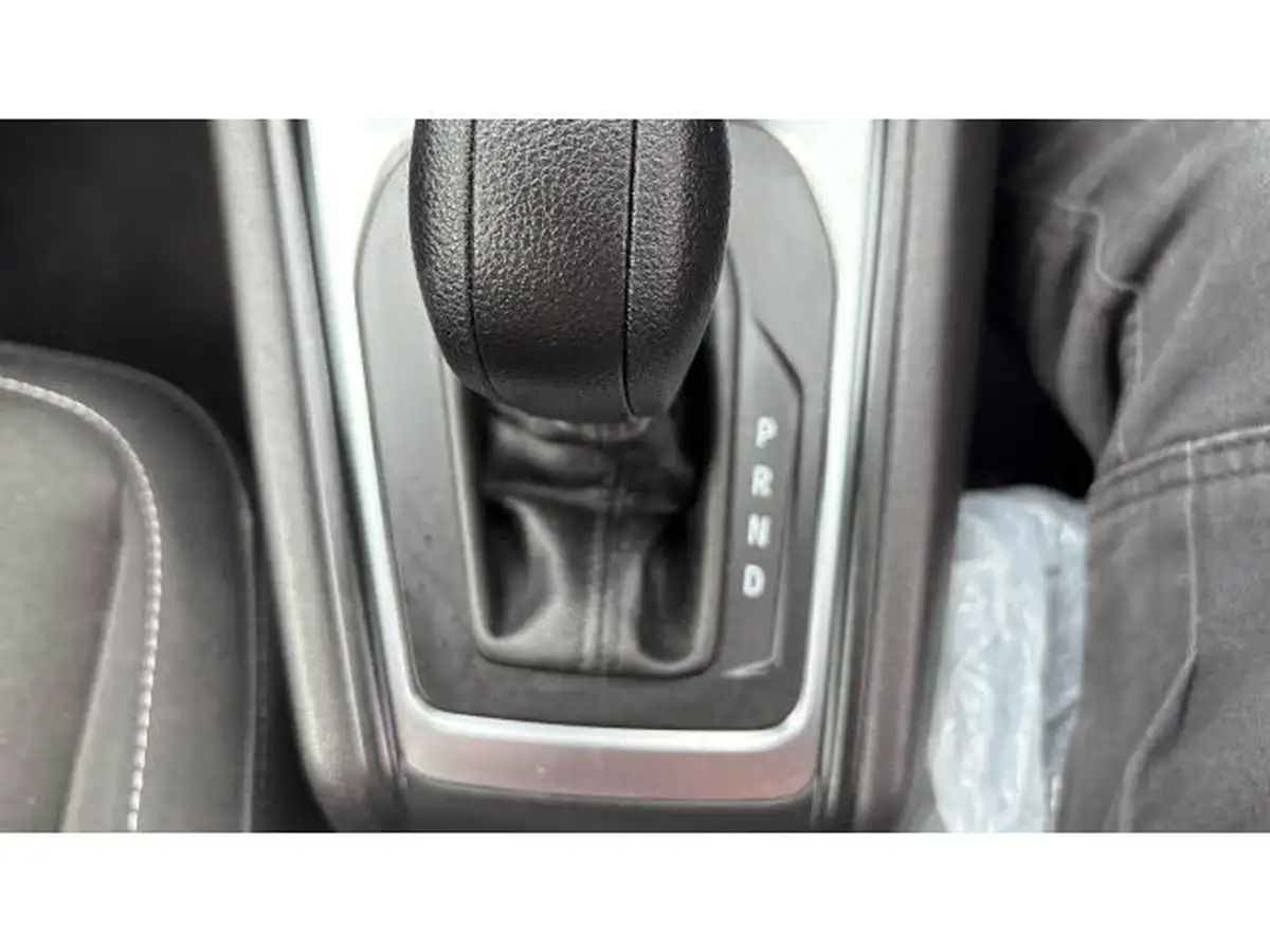 2021-renault-captur-13-tce-iconic-130bhp-edc-auto-big-26