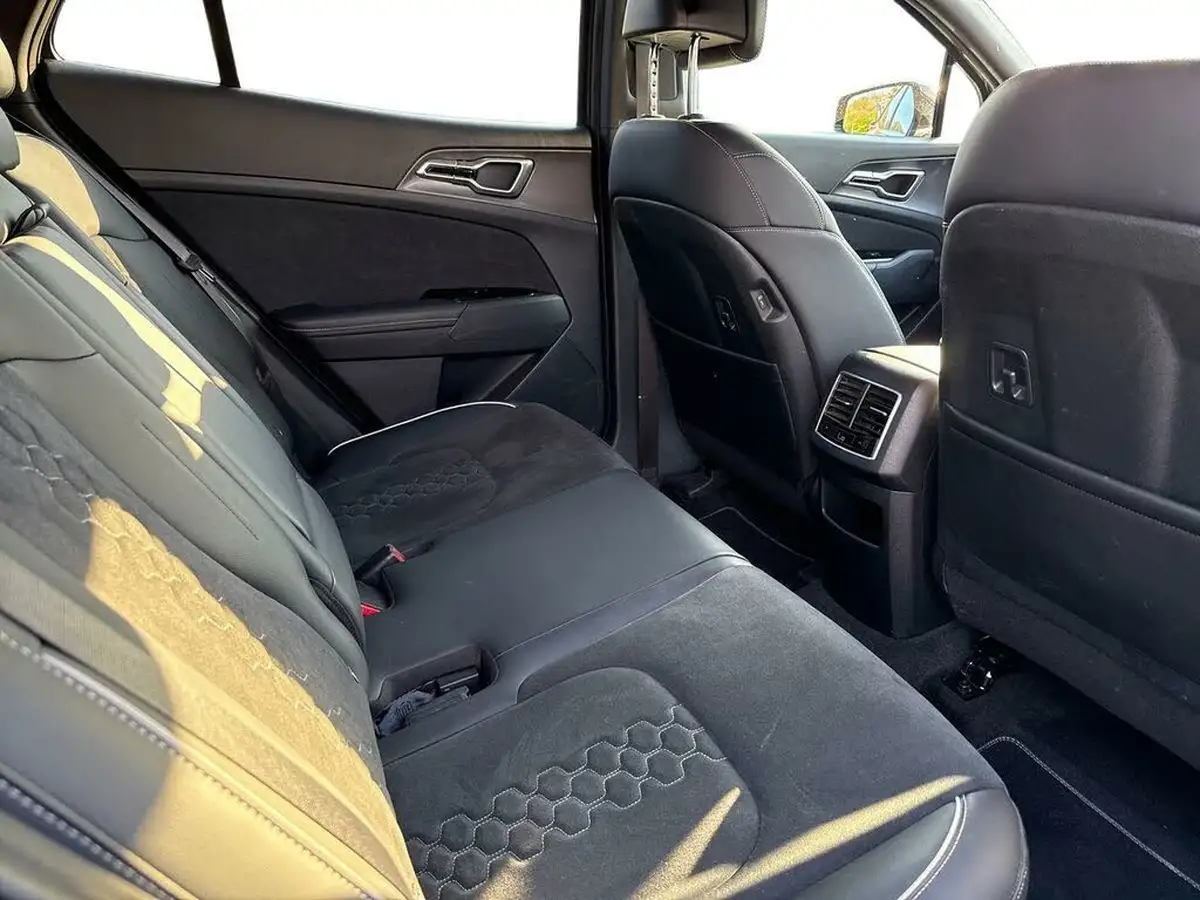 2022-kia-sportage-16-t-gdi-gt-line-148bhp-1598cc-big-7