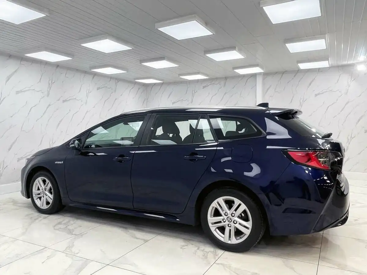 2021-toyota-corolla-18-vvt-i-icon-tech-spare-wheel-touring-sports-5d-big-10