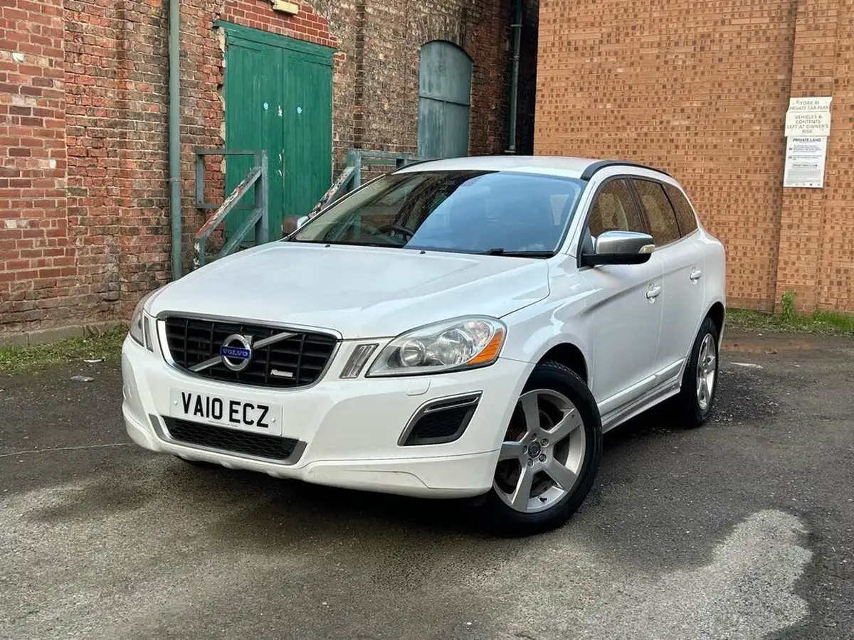 2010-volvo-xc60-24td-d5-r-design-geartronic-big-0