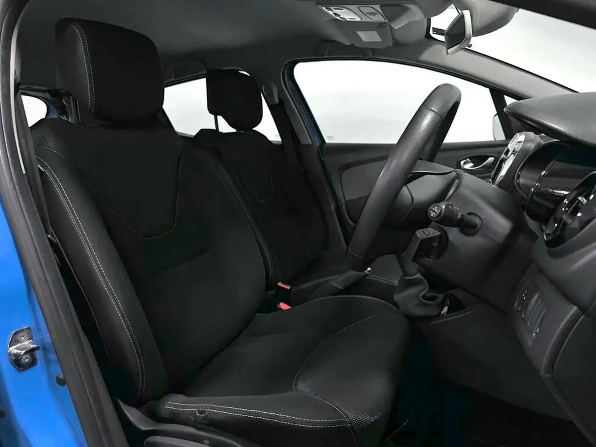 2015-renault-clio-09-dynamique-big-21