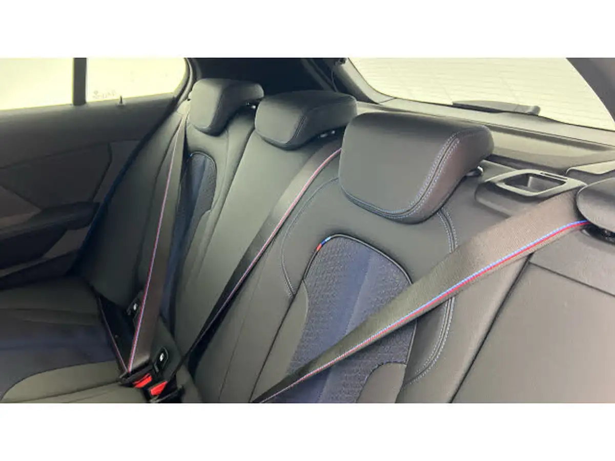 2024-bmw-1-series-20td-120d-m-sport-lcp-big-11
