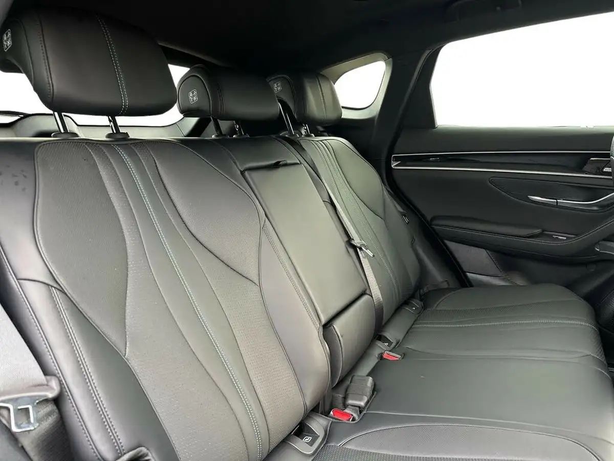 2025-byd-seal-15-comfort-big-8