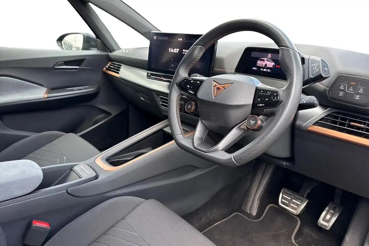 2024-cupra-born-e-v2-230ps-58kwh-e-boost-big-12