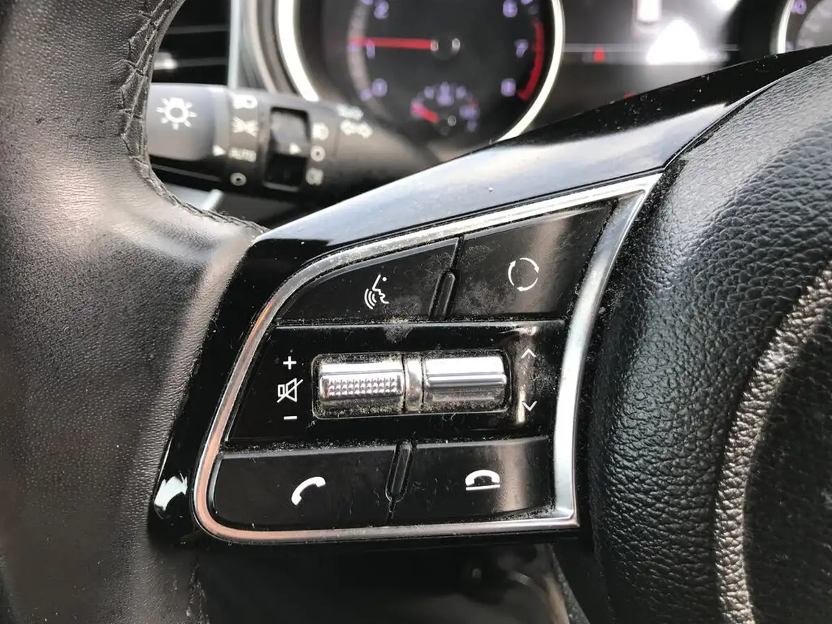 2022-kia-xceed-10-t-gdi-2-big-22
