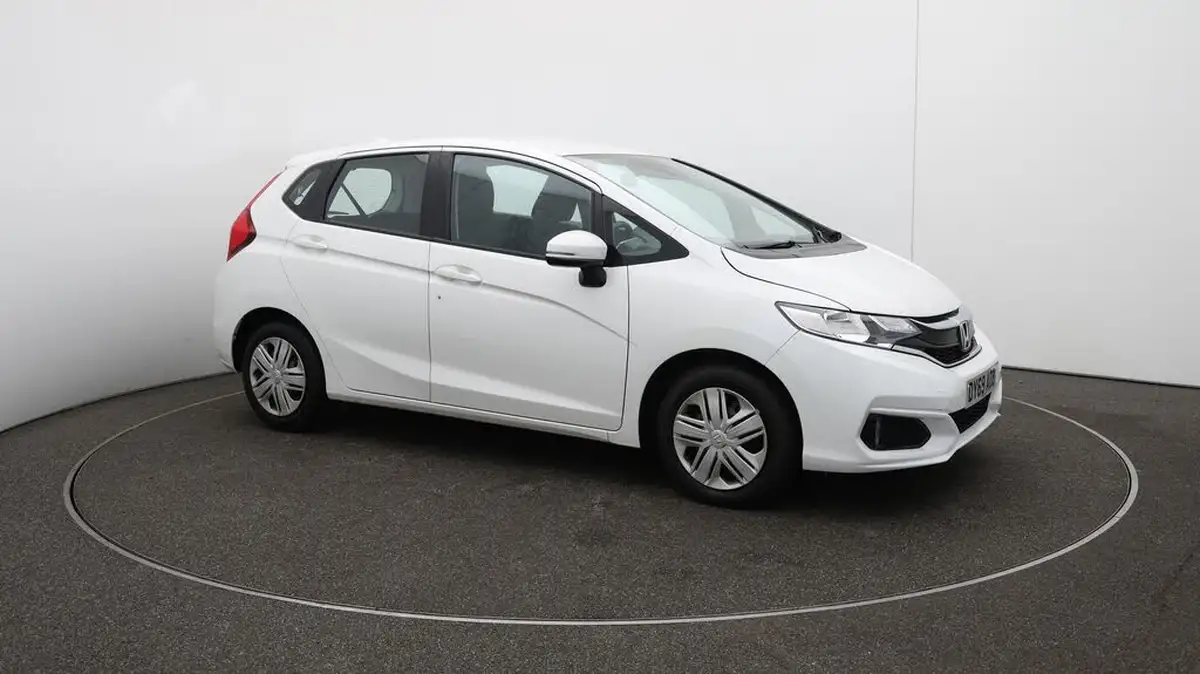 2019-honda-jazz-13-i-vtec-s-big-43