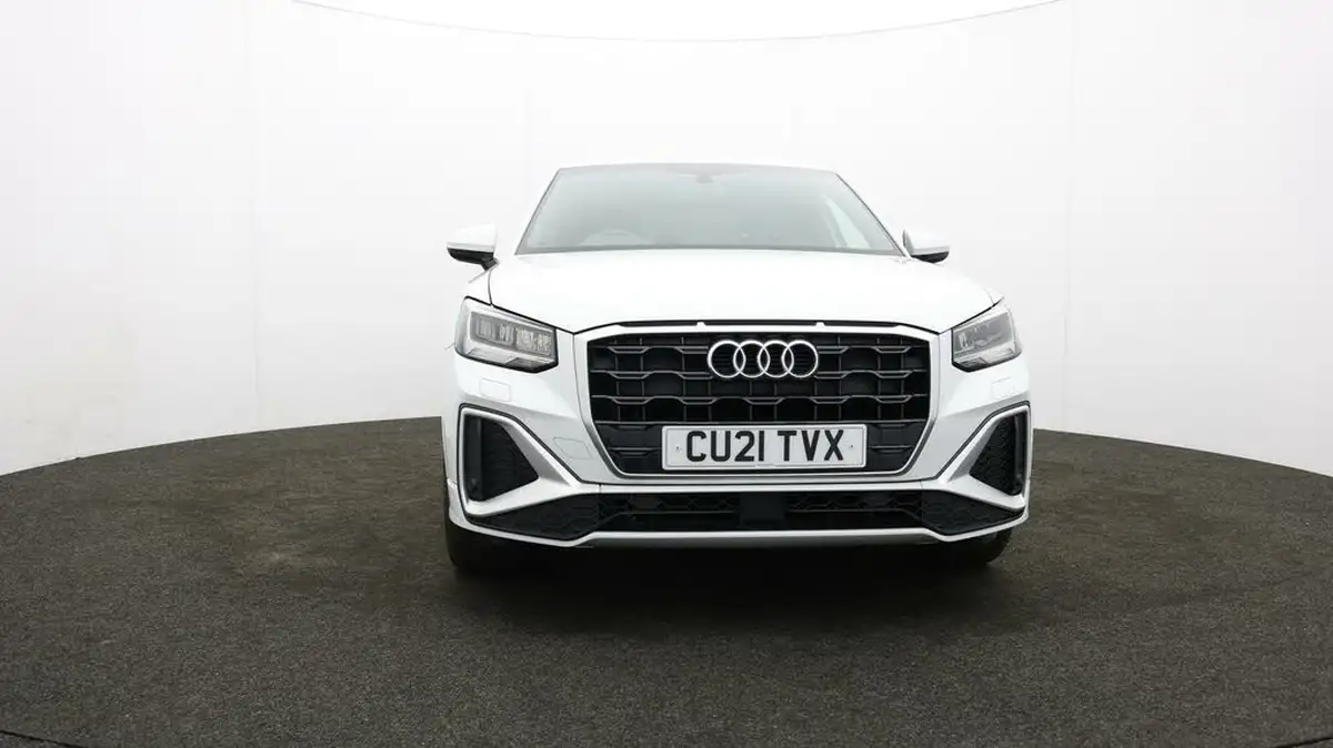 2021-audi-q2-10-30-tfsi-s-line-big-53