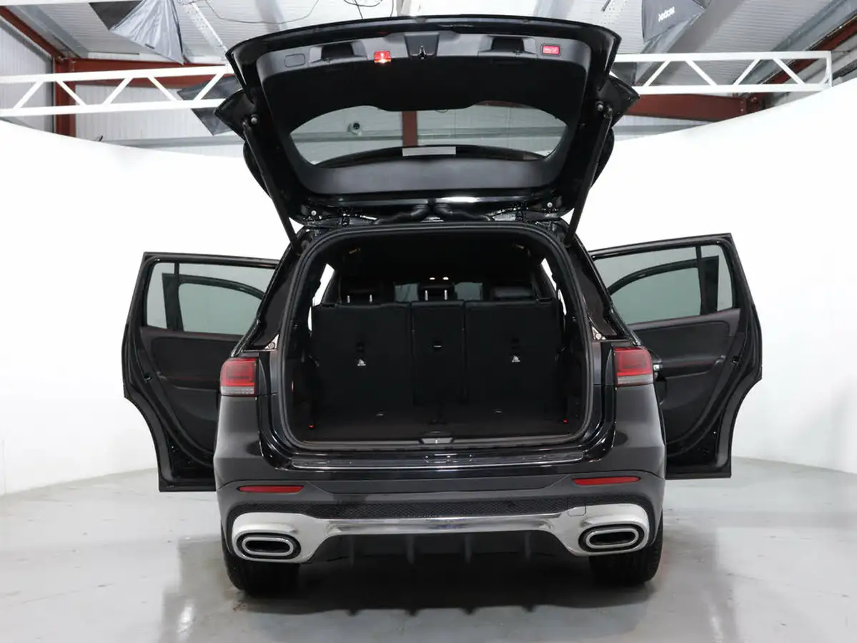 2021-mercedes-benz-glb-class-13-glb200-amg-line-7g-tronic-big-54