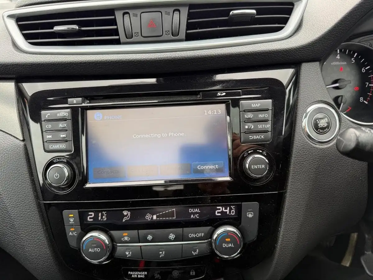 2018-nissan-qashqai-12-dig-t-n-connecta-big-16