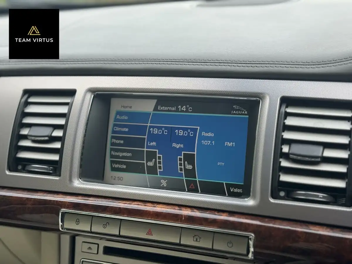 2008-jaguar-xf-30-premium-luxury-big-20