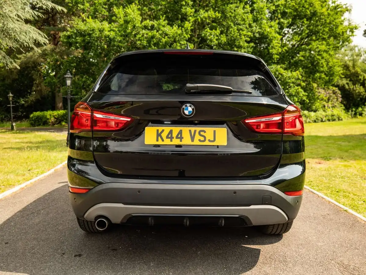 2016-bmw-x1-20td-sdrive18d-sport-ss-big-26