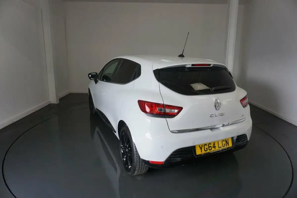 2014-renault-clio-15dci-dynamique-s-medianav-edc-auto-big-6